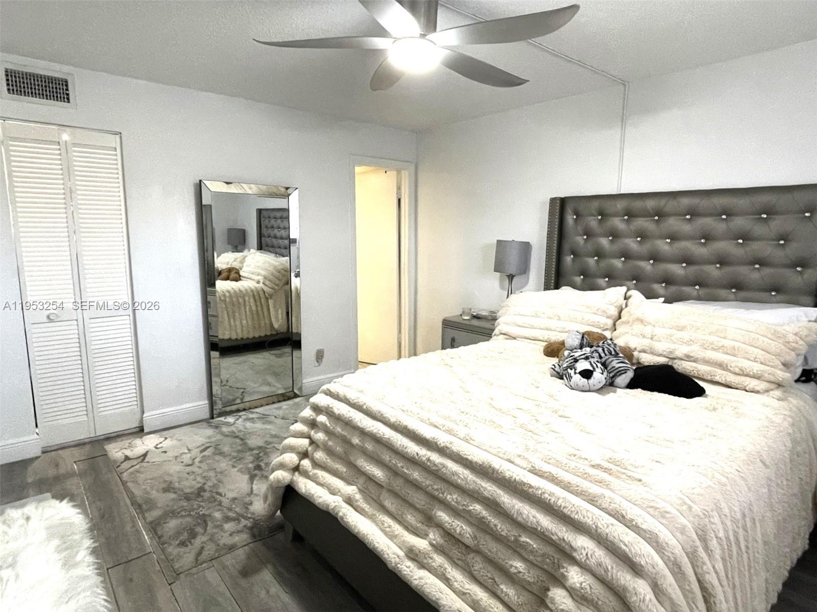 VERSAILLES GARDENS CONDO - Residential