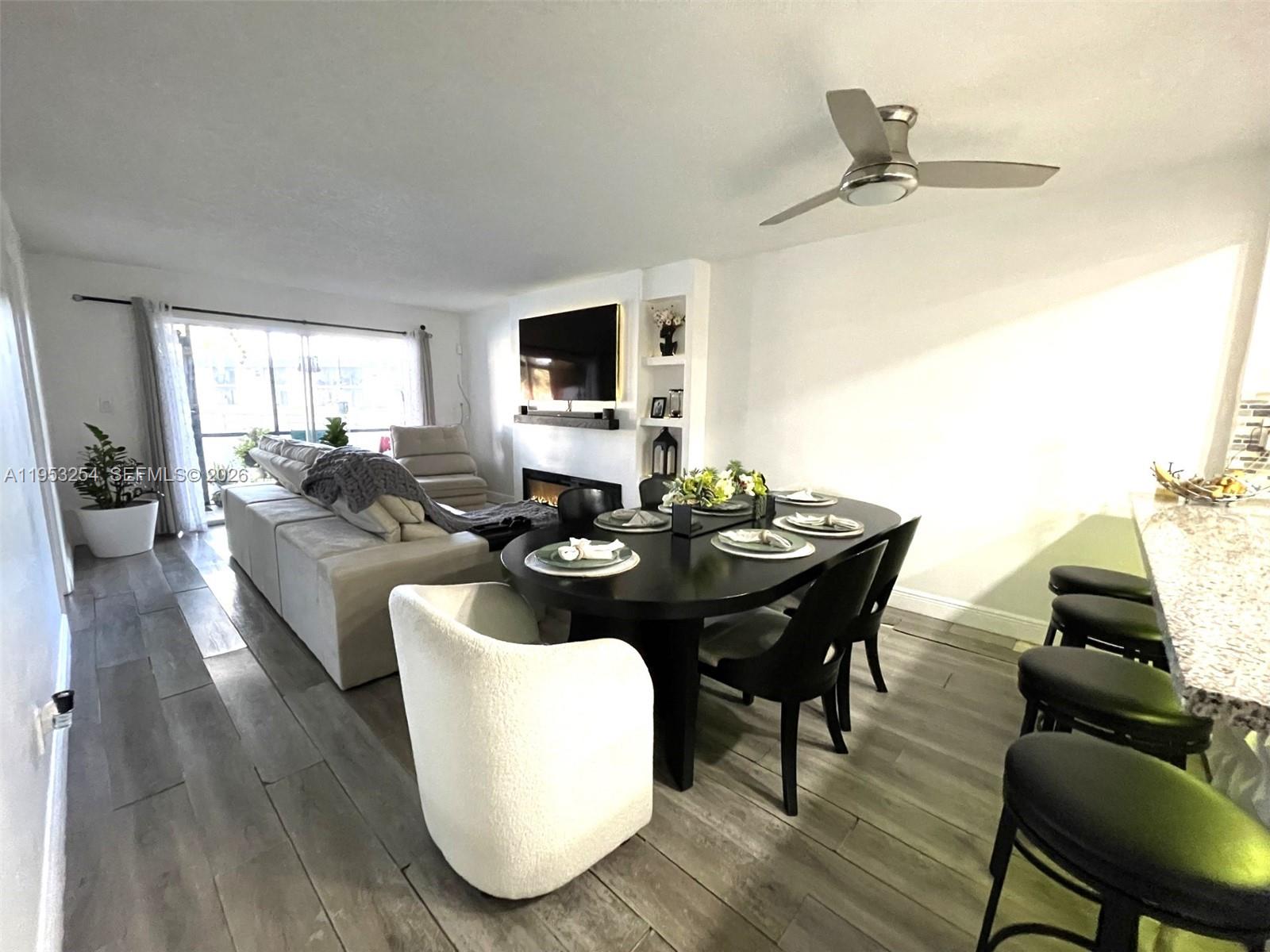 VERSAILLES GARDENS CONDO - Residential