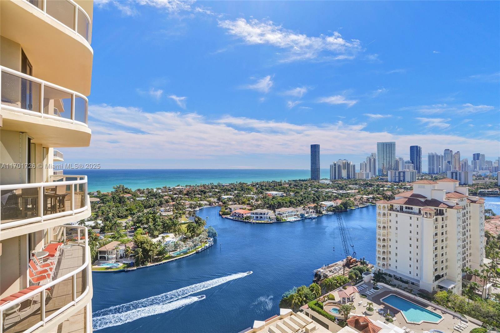 TERRACES NORTH TURNBERRY - Residential