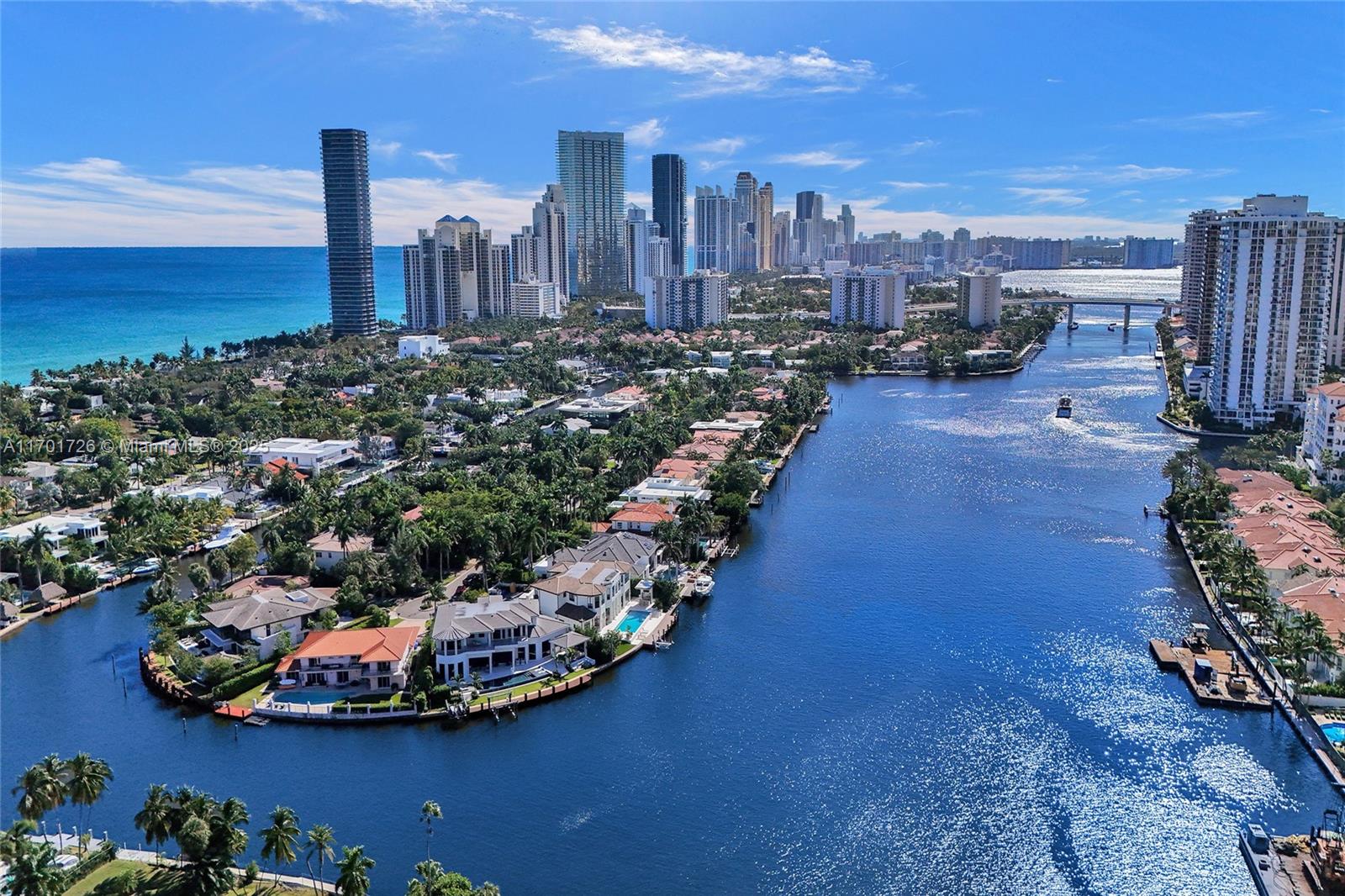 TERRACES NORTH TURNBERRY - Residential