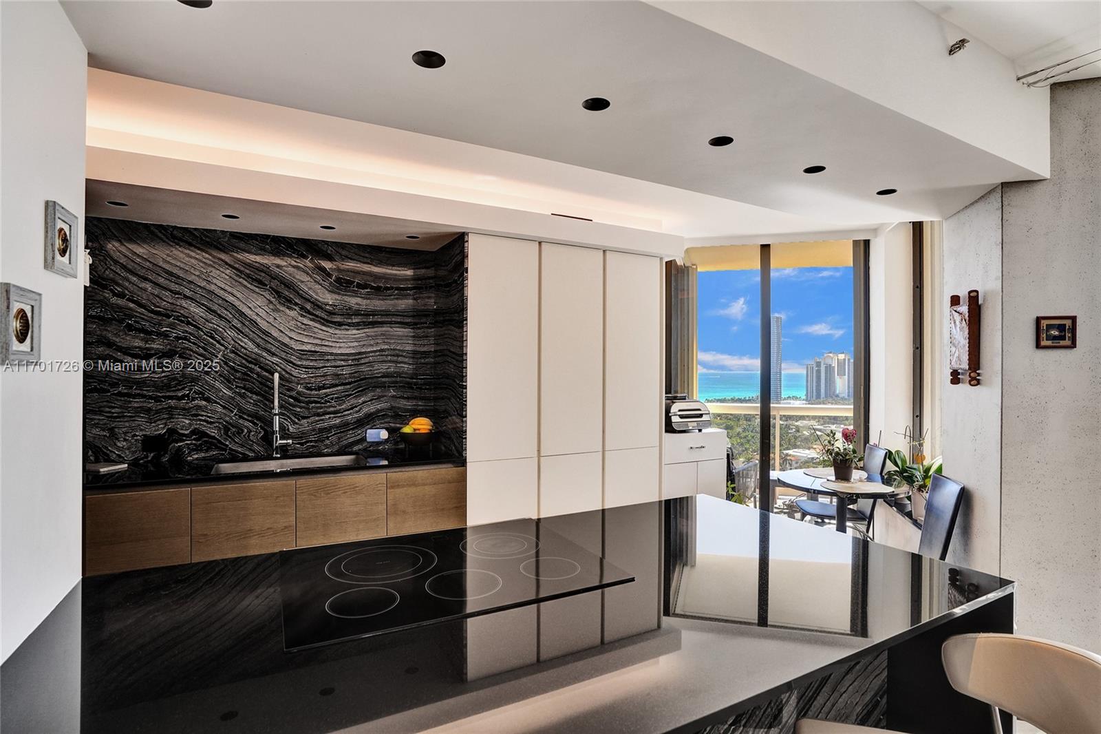 TERRACES NORTH TURNBERRY - Residential