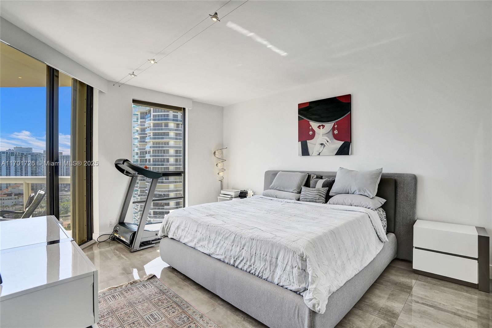 TERRACES NORTH TURNBERRY - Residential