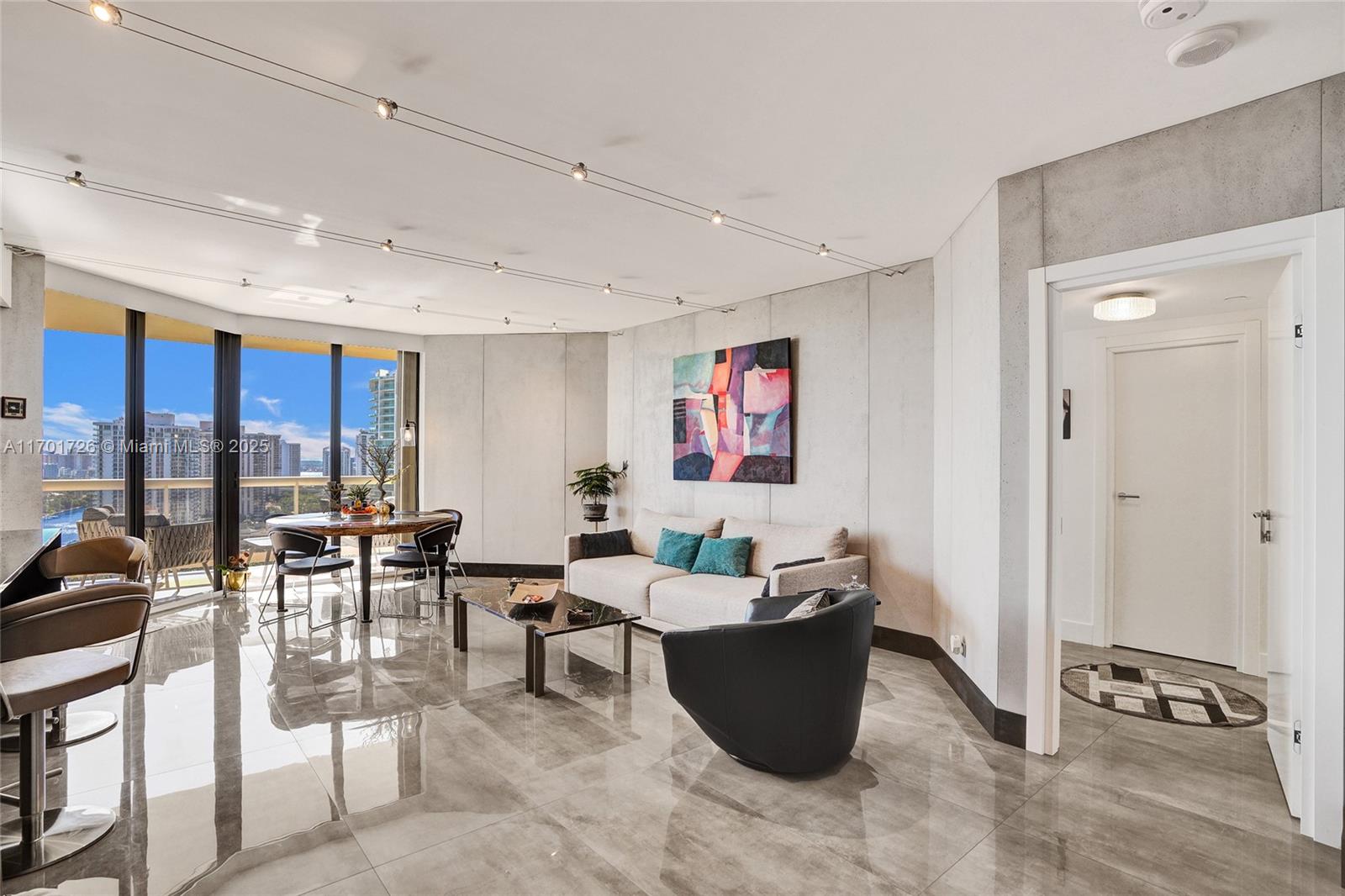 TERRACES NORTH TURNBERRY - Residential