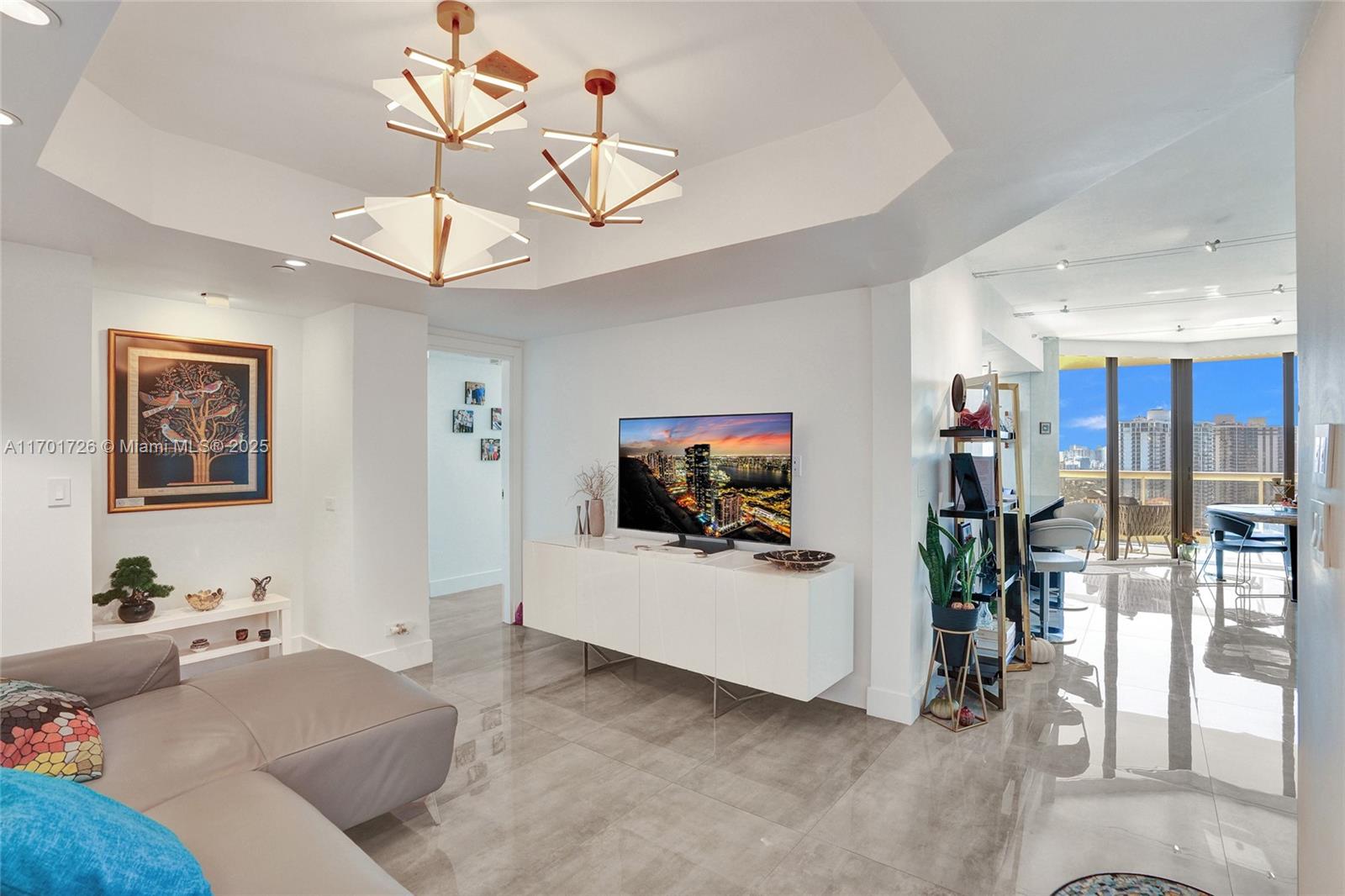 TERRACES NORTH TURNBERRY - Residential