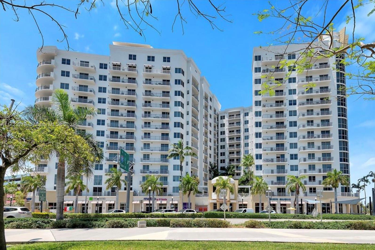 Property for Sale at 1830 Radius Dr 421, Hollywood, Broward County, Florida - Bedrooms: 1 
Bathrooms: 1  - $319,000