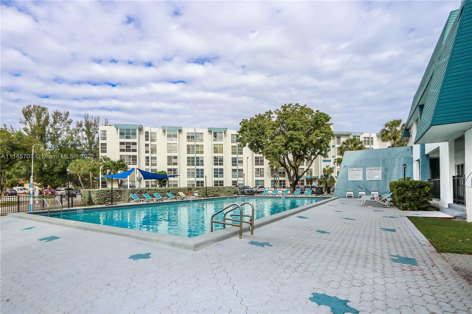 AVILA CONDO - Residential