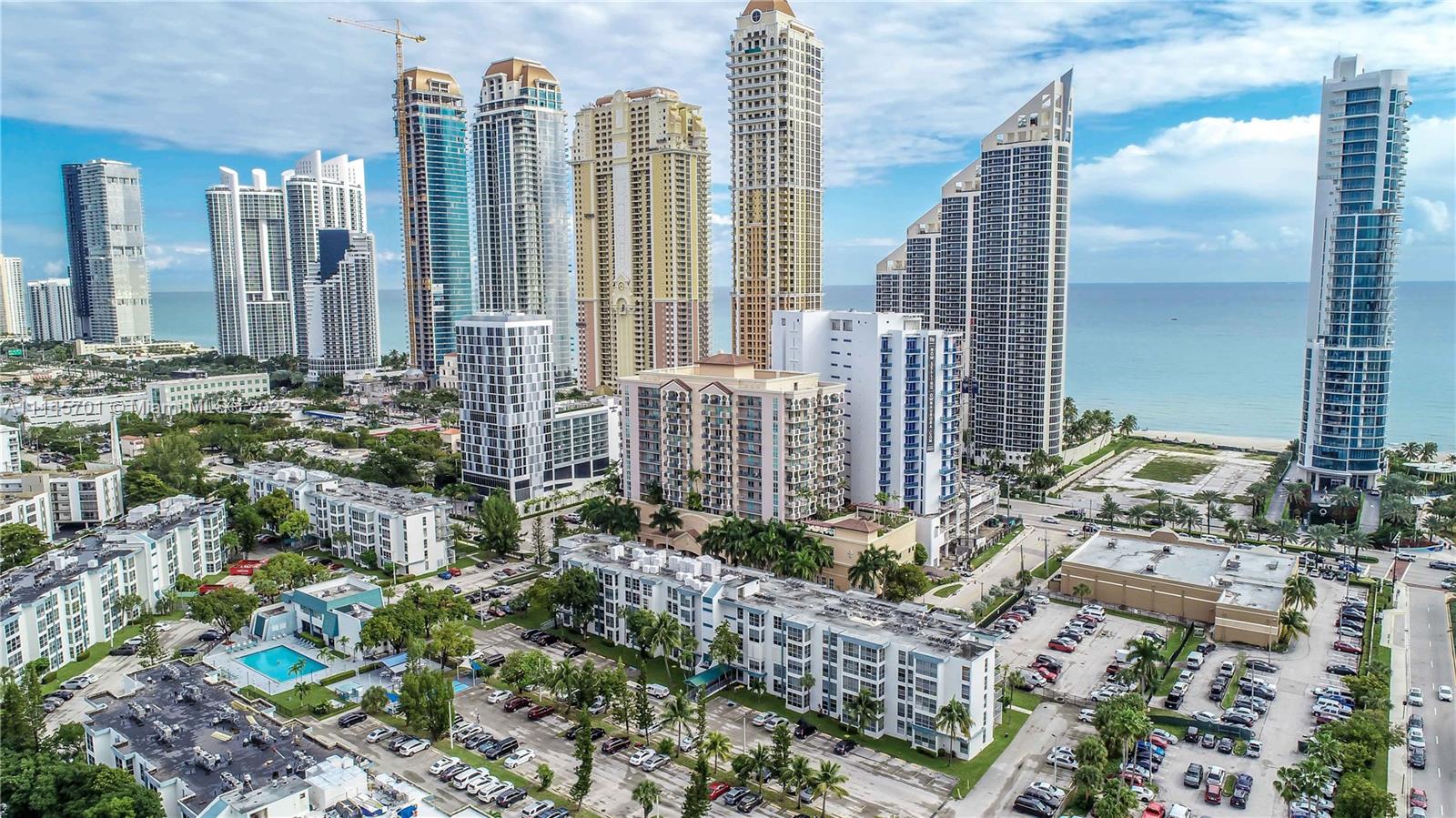 AVILA CONDO - Residential