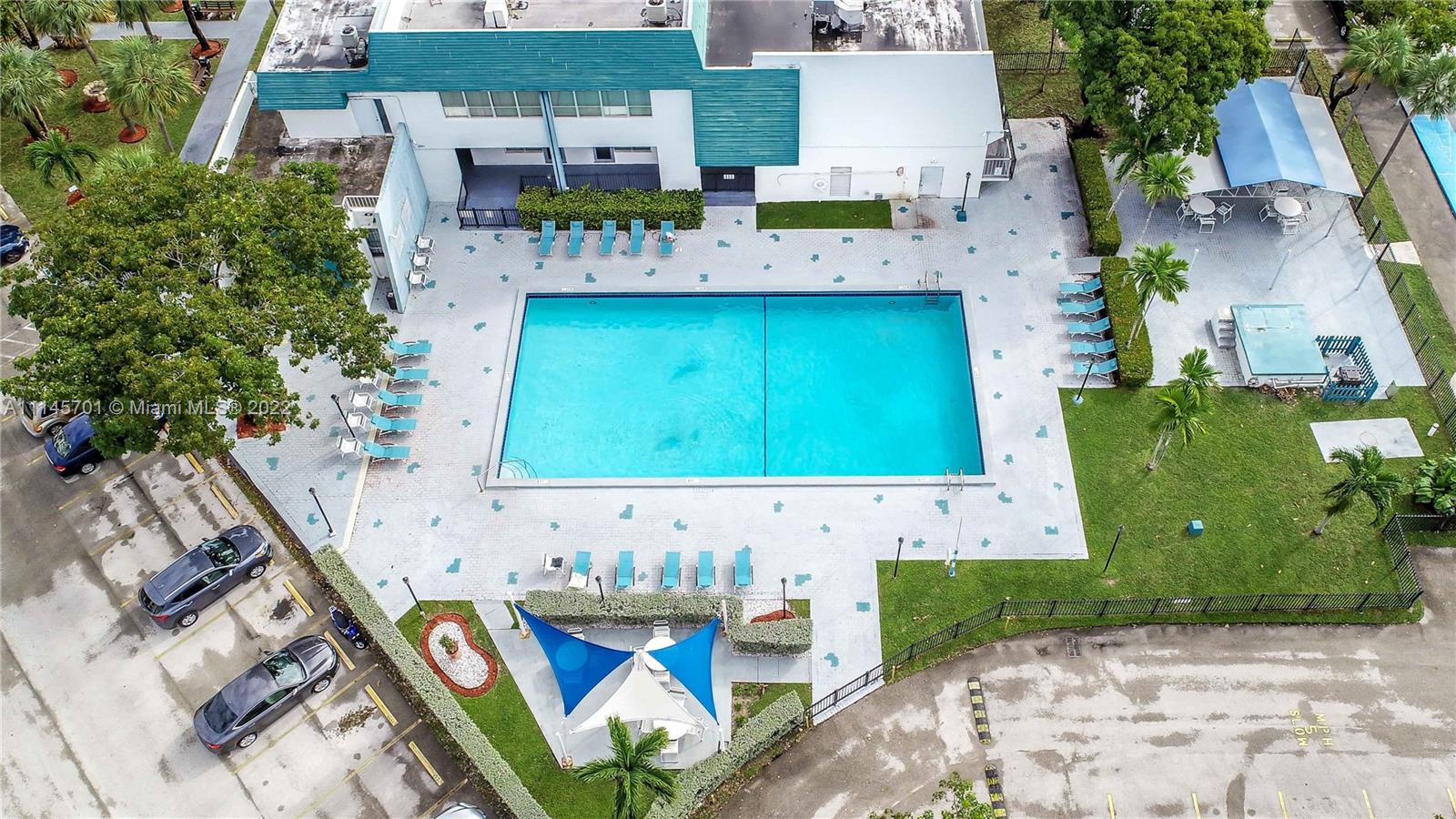 AVILA CONDO - Residential