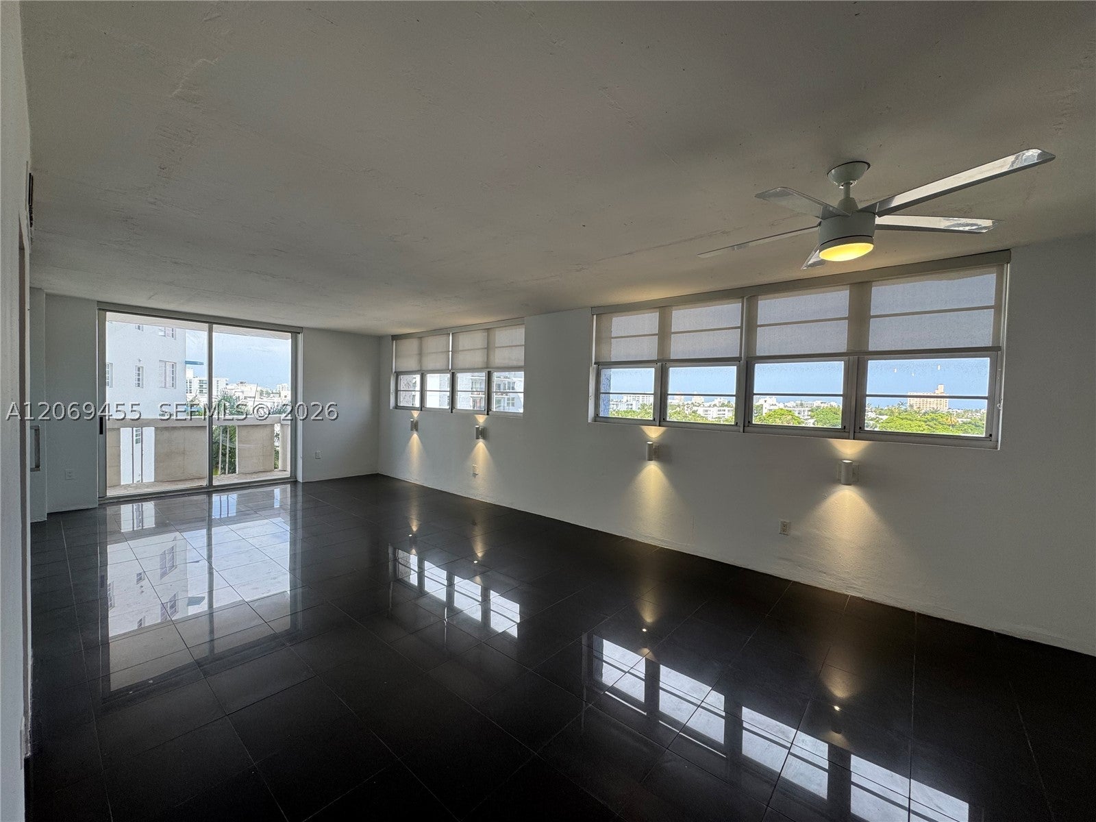 800 West Ave 734