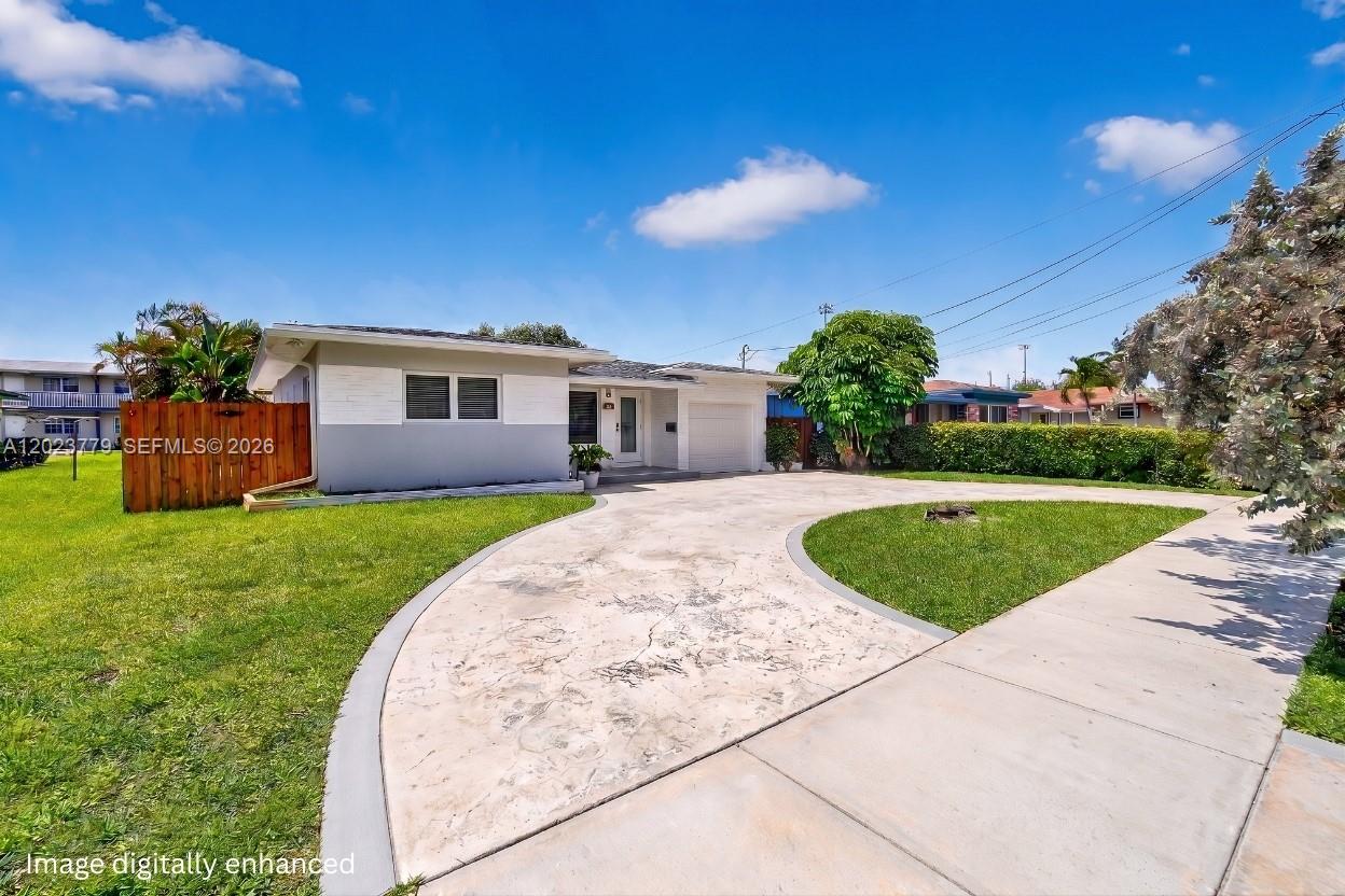 709 NW 9th Ct