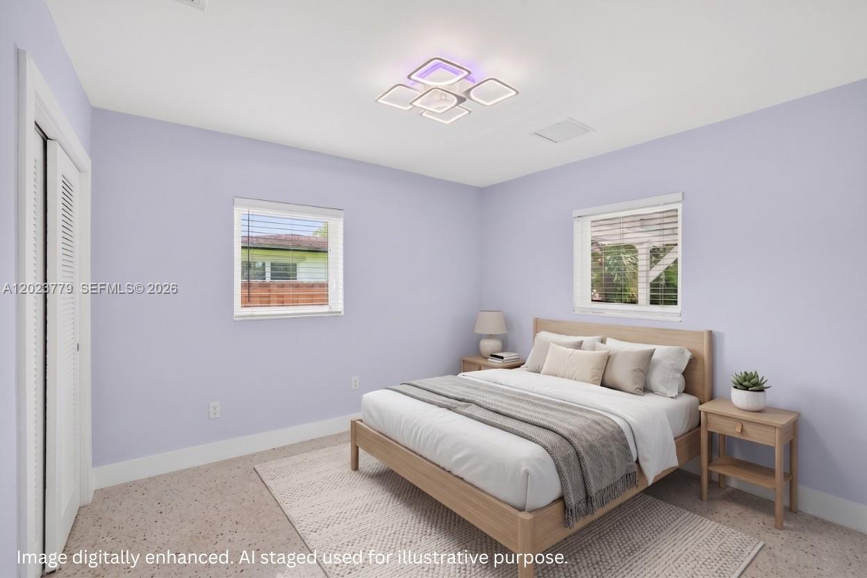 709 NW 9th Ct
