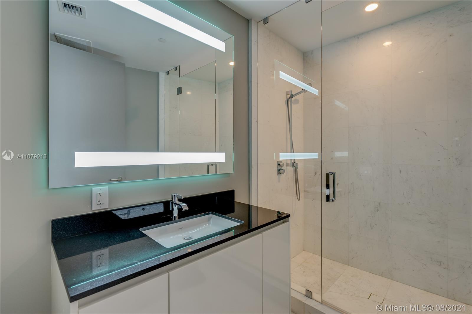 Porsche Design Tower - Residential