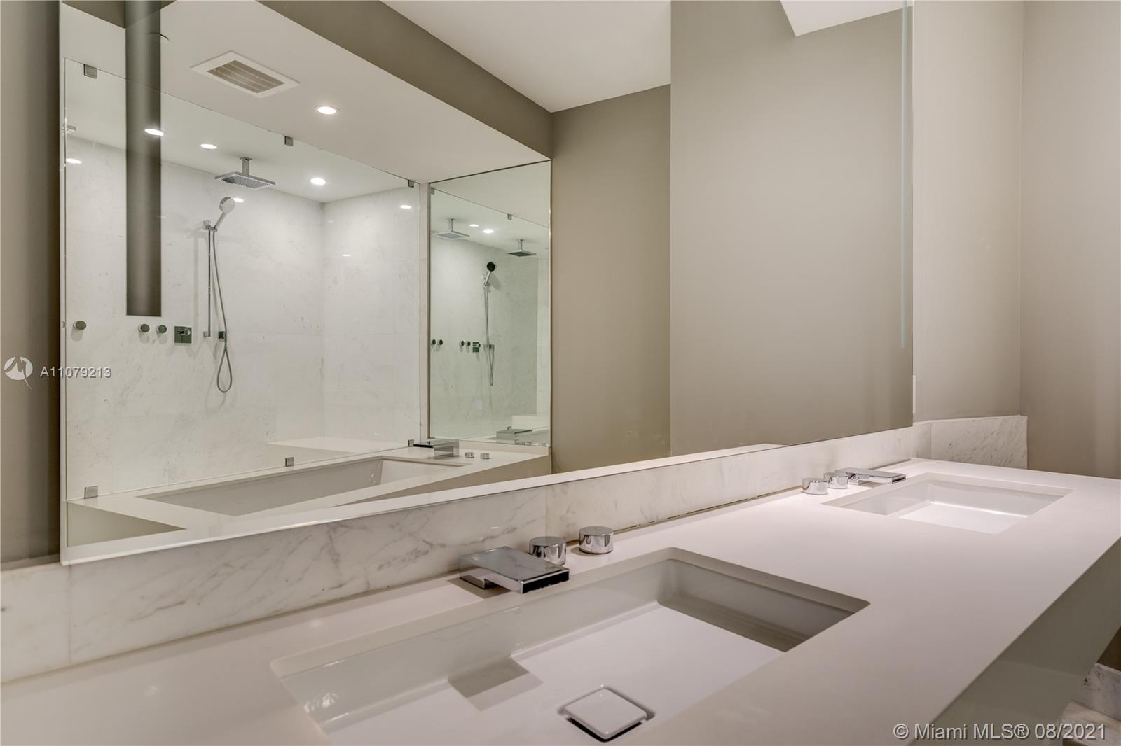 Porsche Design Tower - Residential