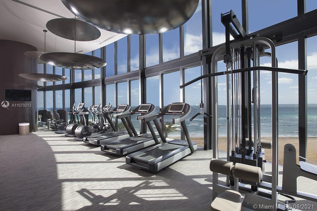 Porsche Design Tower - Residential