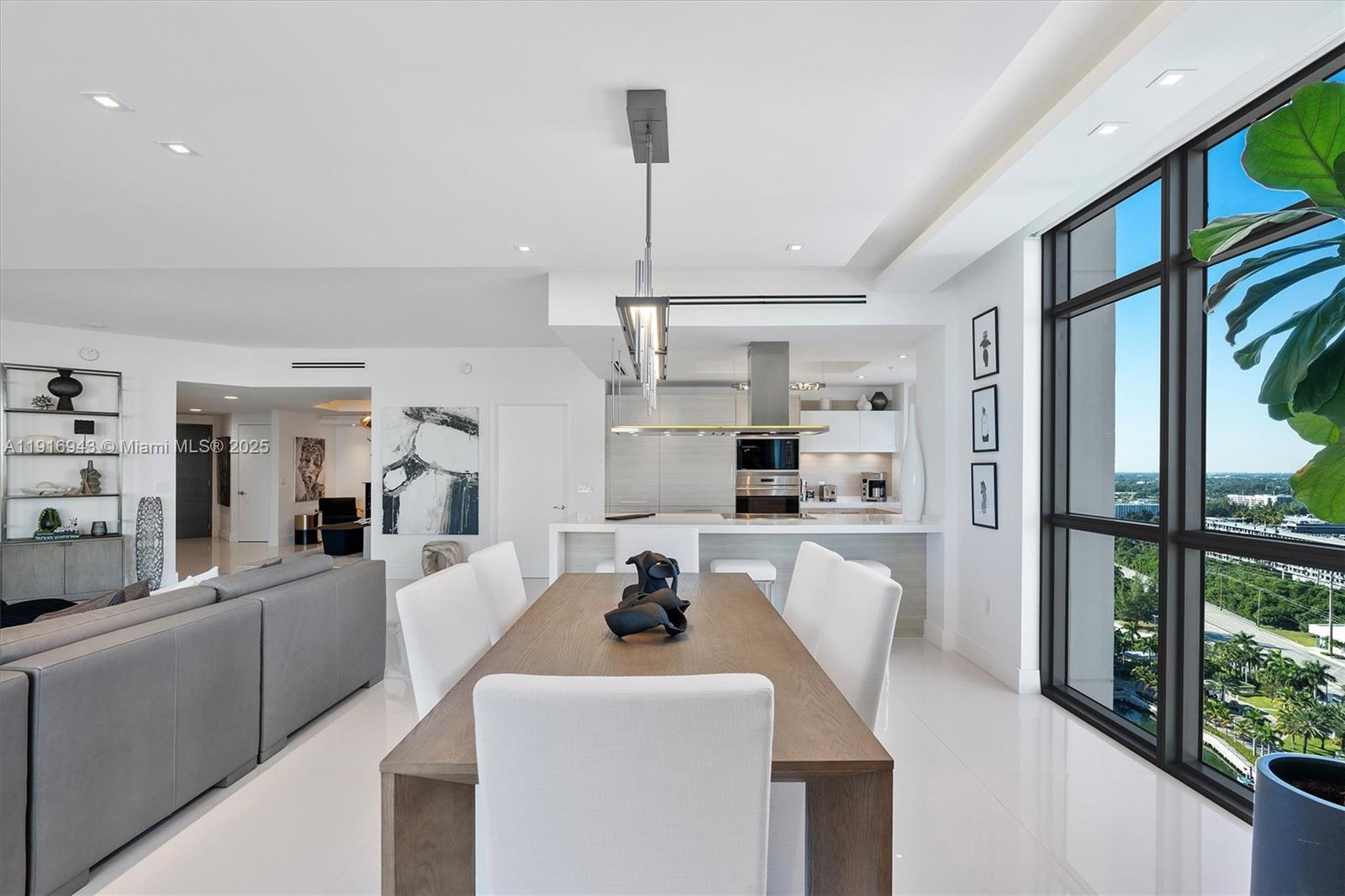 MARINA PALMS RESIDENCES N - Residential