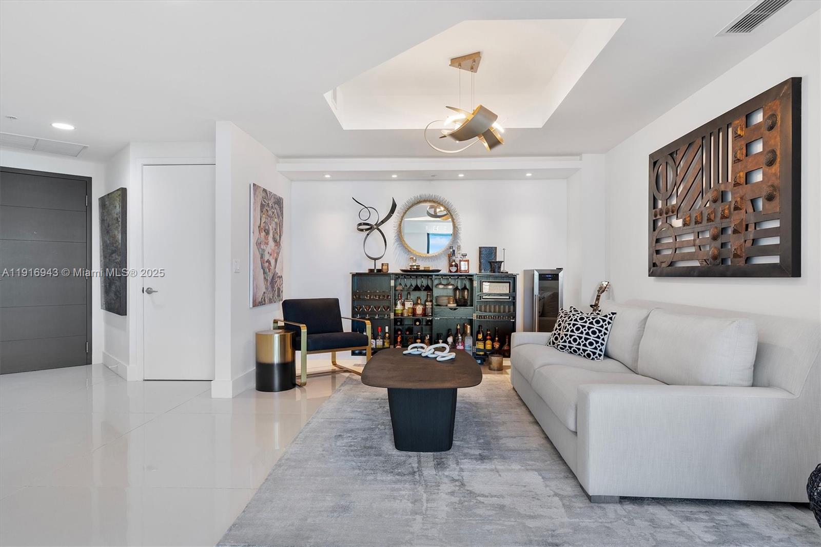 MARINA PALMS RESIDENCES N - Residential