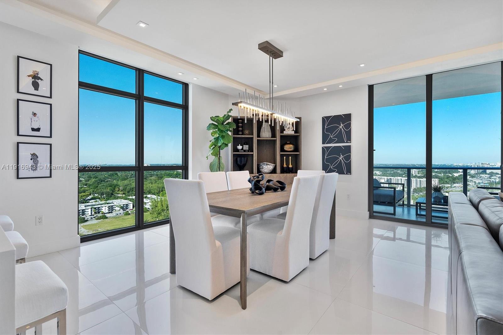 MARINA PALMS RESIDENCES N - Residential