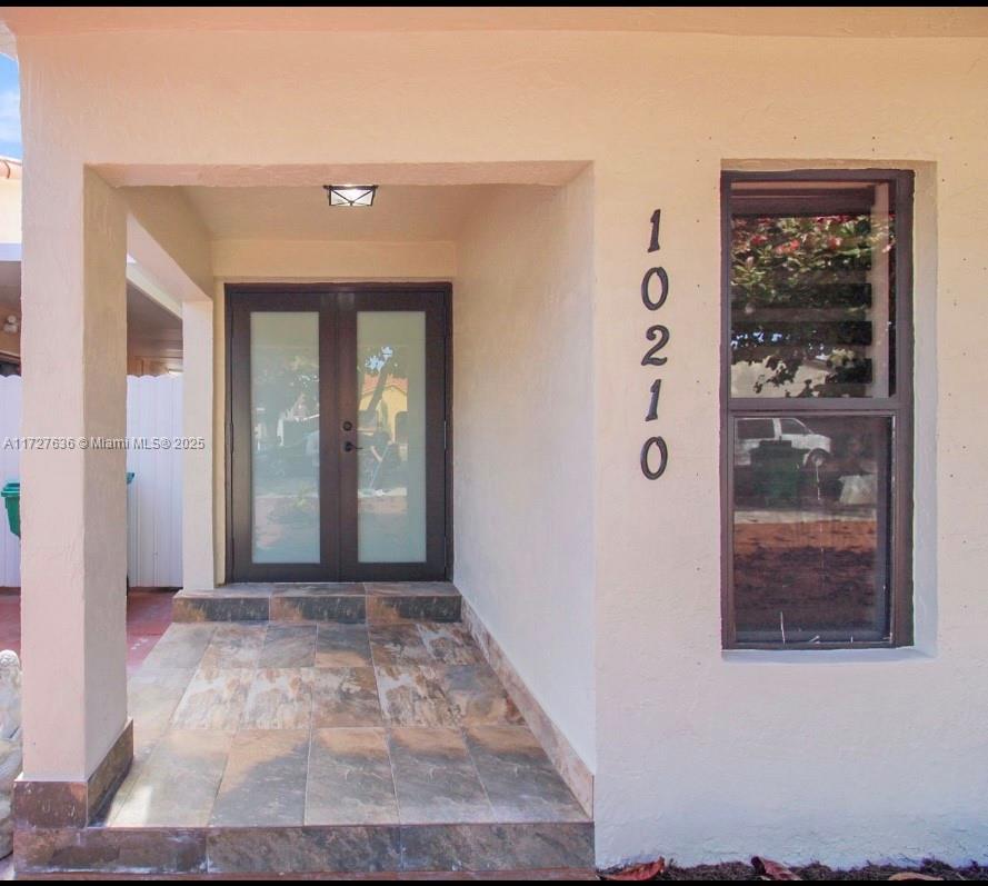 10210 NW 125th St