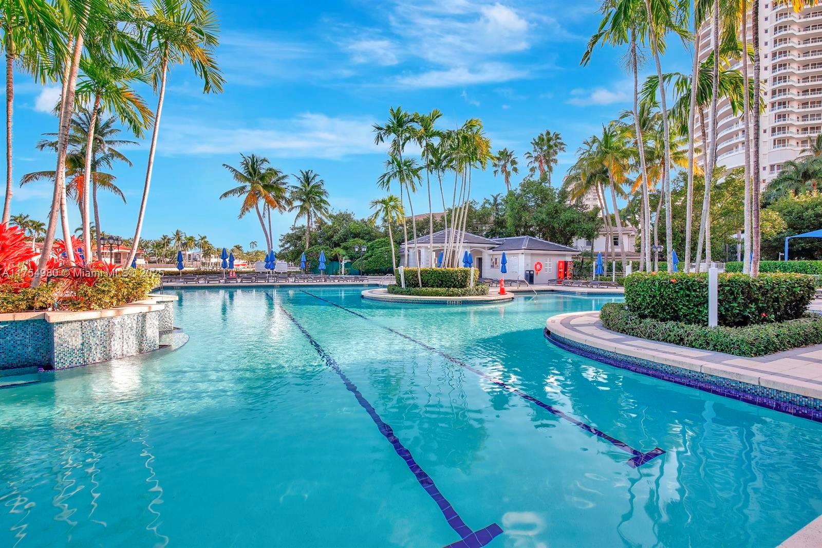 NORTH TOWER AT THE POINT - Residential