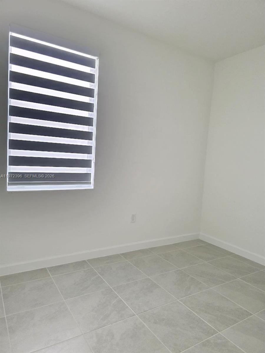 Keys Gate Sub - Residential Lease