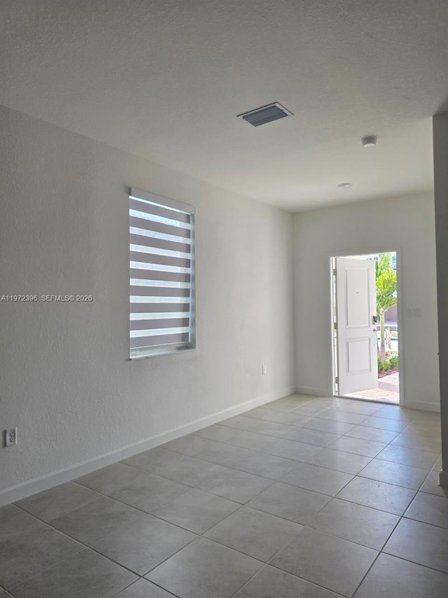 Keys Gate Sub - Residential Lease