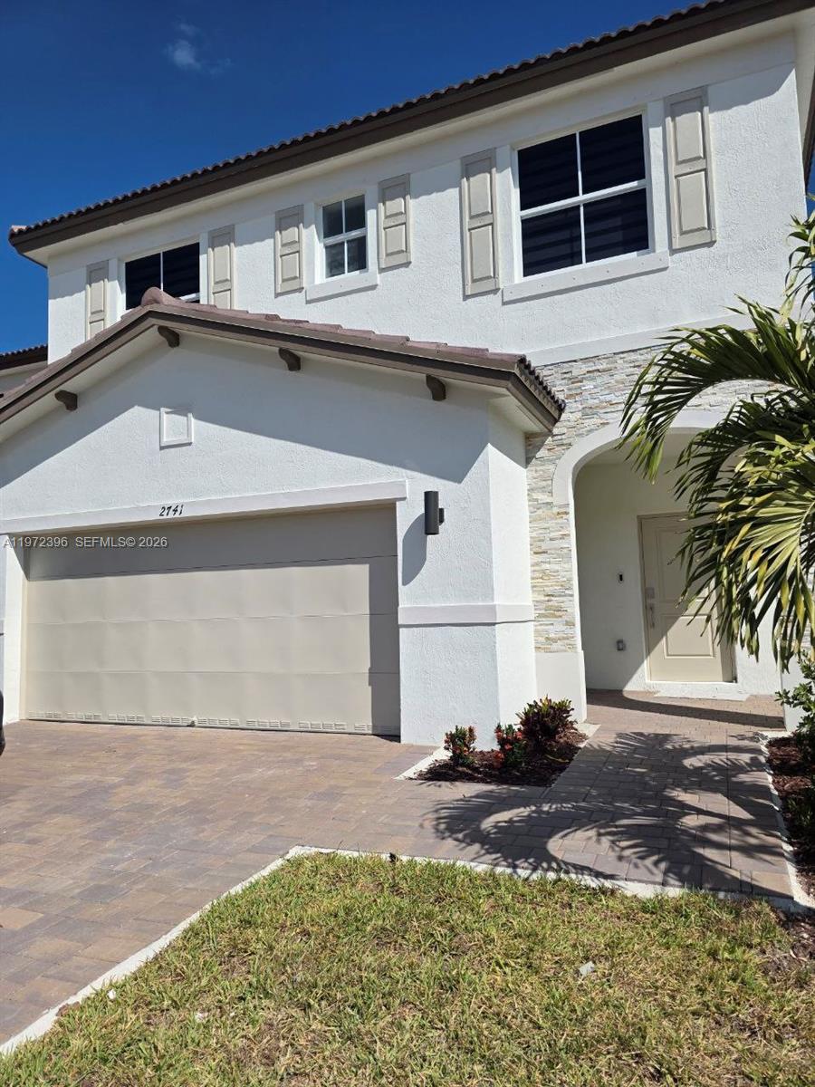 Keys Gate Sub - Residential Lease