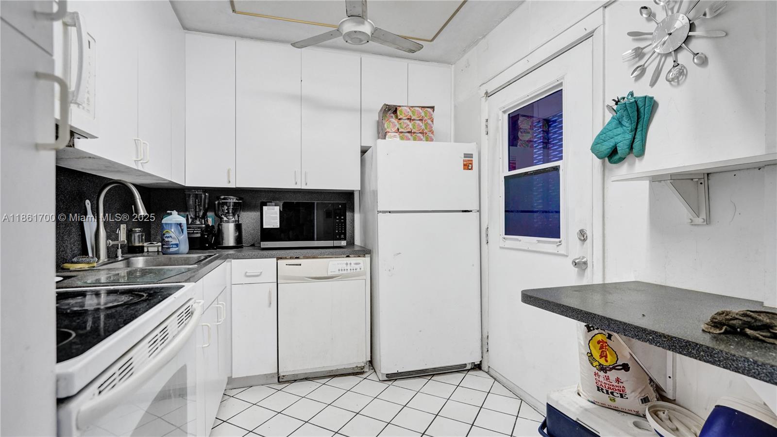3101 N Country Club Dr 401