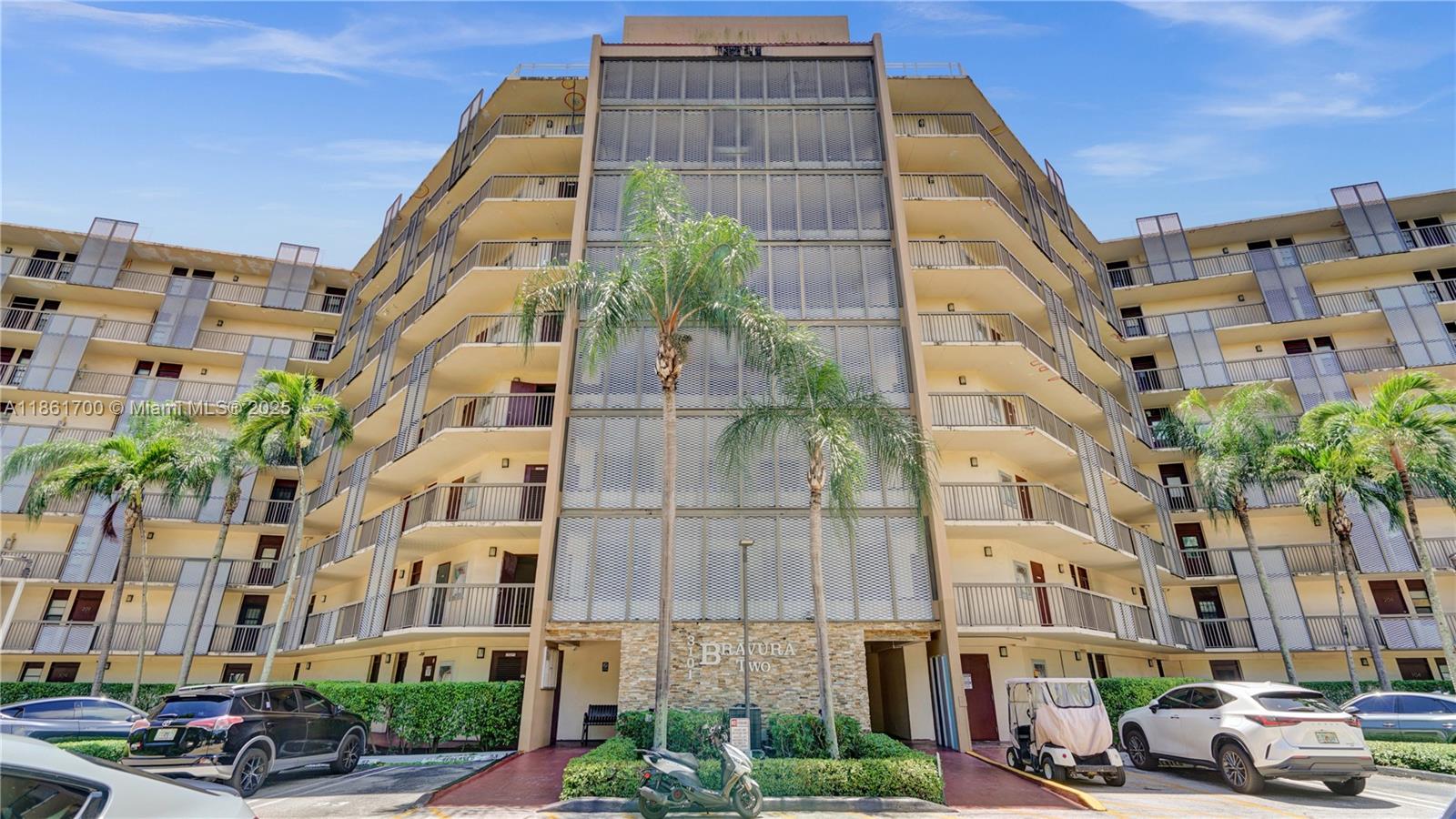 3101 N Country Club Dr 401