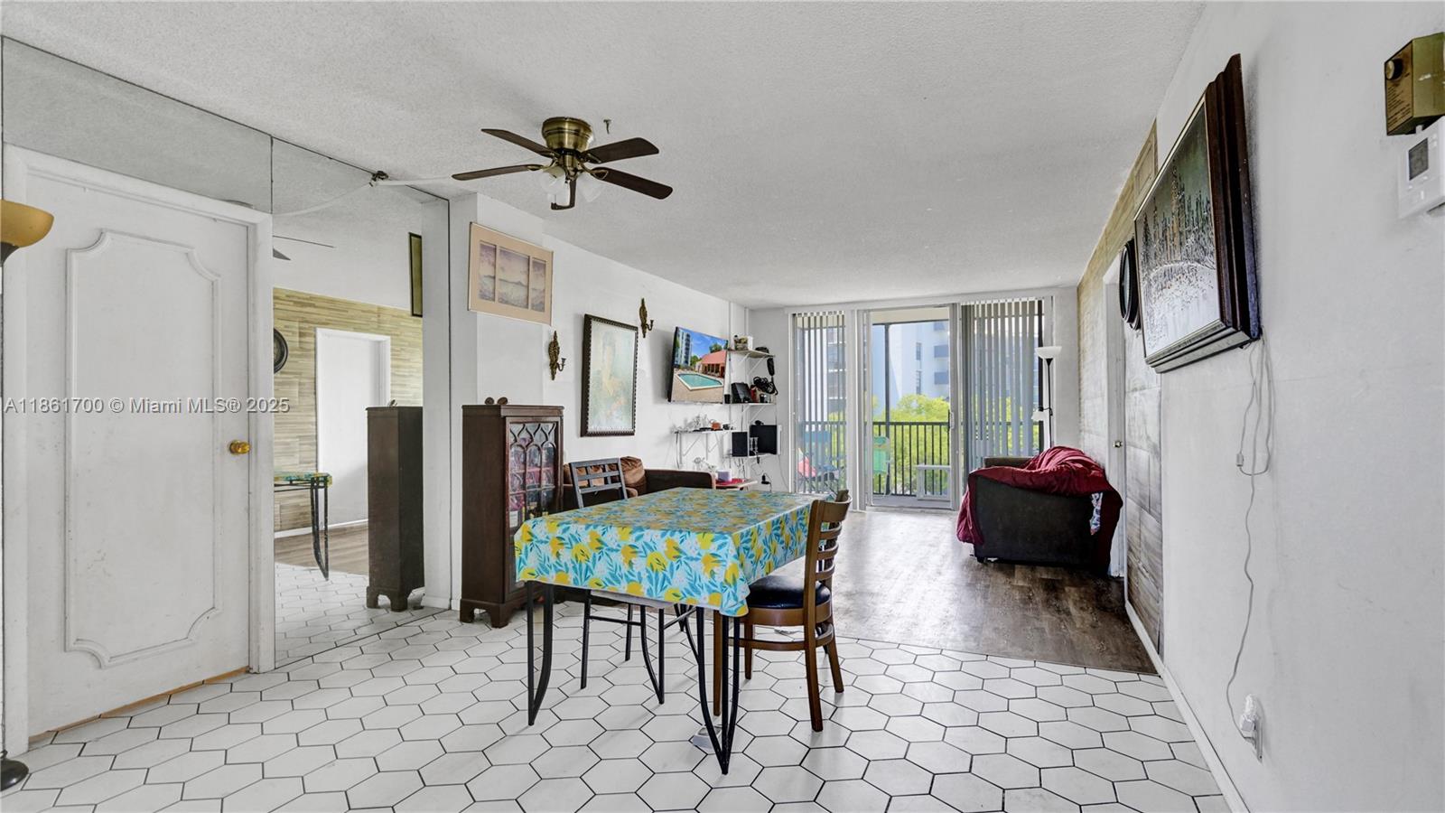 BRAVURA II CONDO - Residential