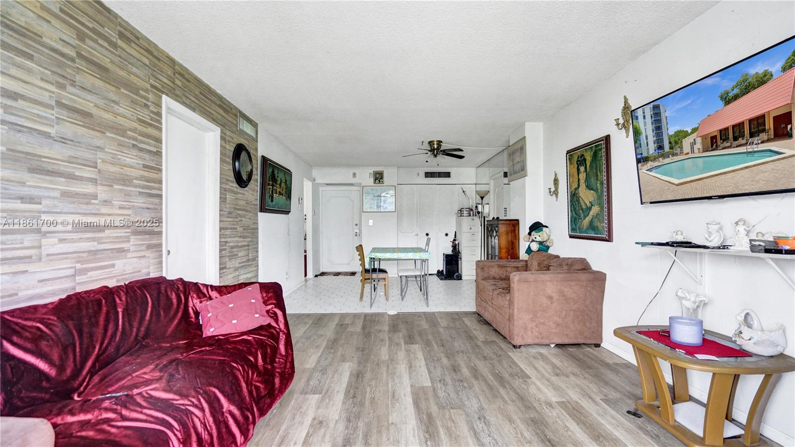 BRAVURA II CONDO - Residential