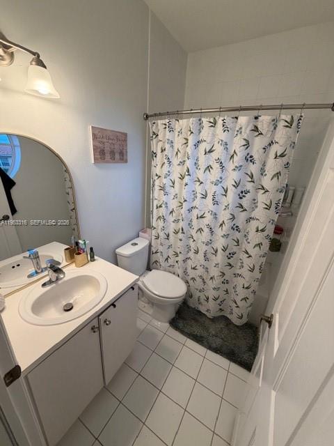 VILLAS AT HARBOR ISLES CO - Residential