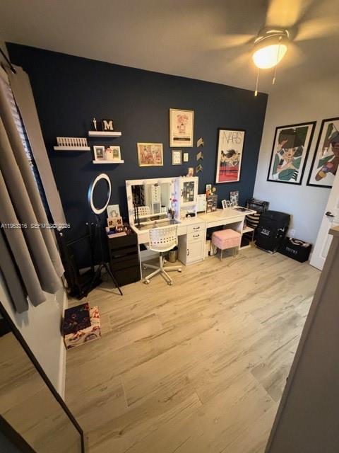 VILLAS AT HARBOR ISLES CO - Residential