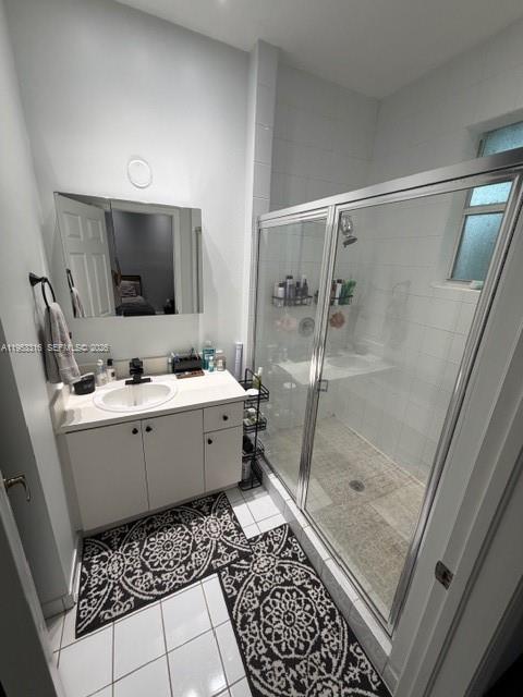 VILLAS AT HARBOR ISLES CO - Residential