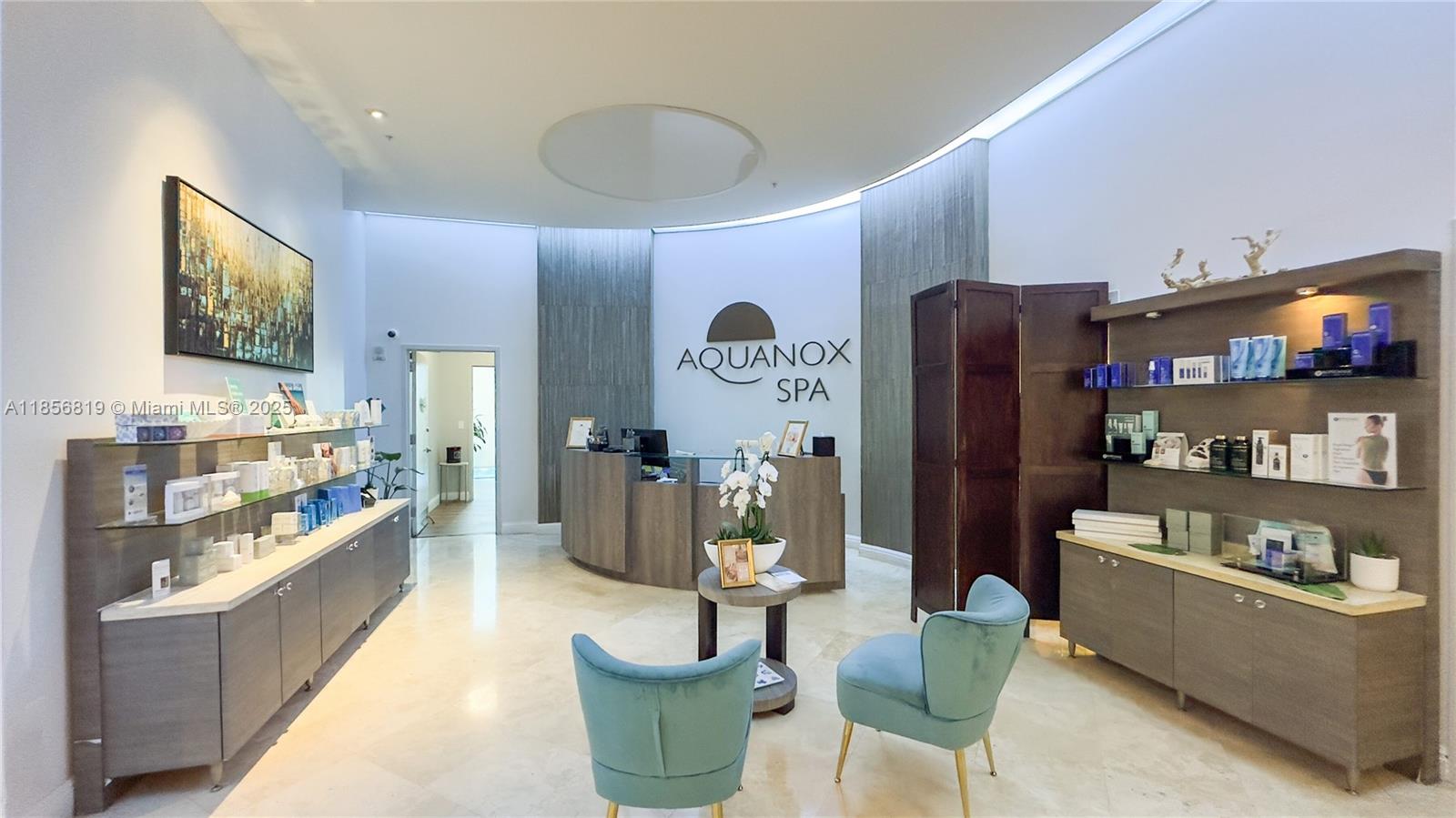 TRUMP INTERNATIONAL SONES - Residential