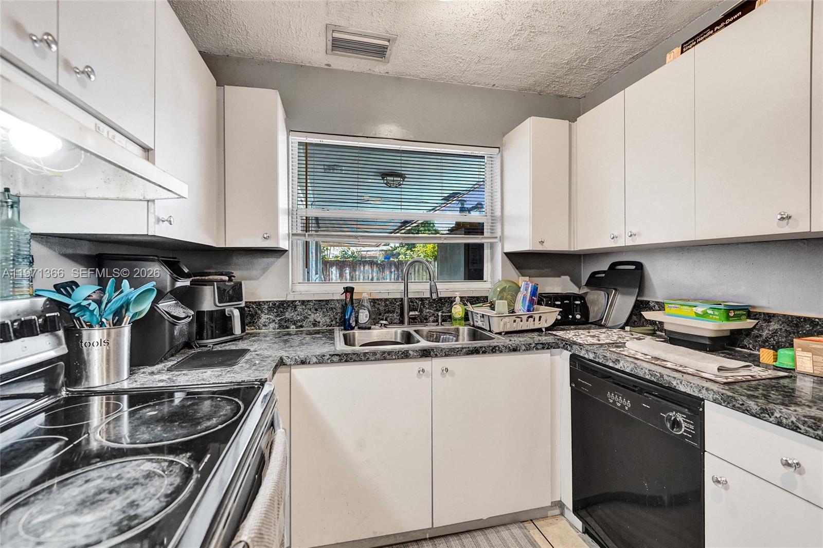 BOULEVARD HEIGHTS SEC 2 - Residential