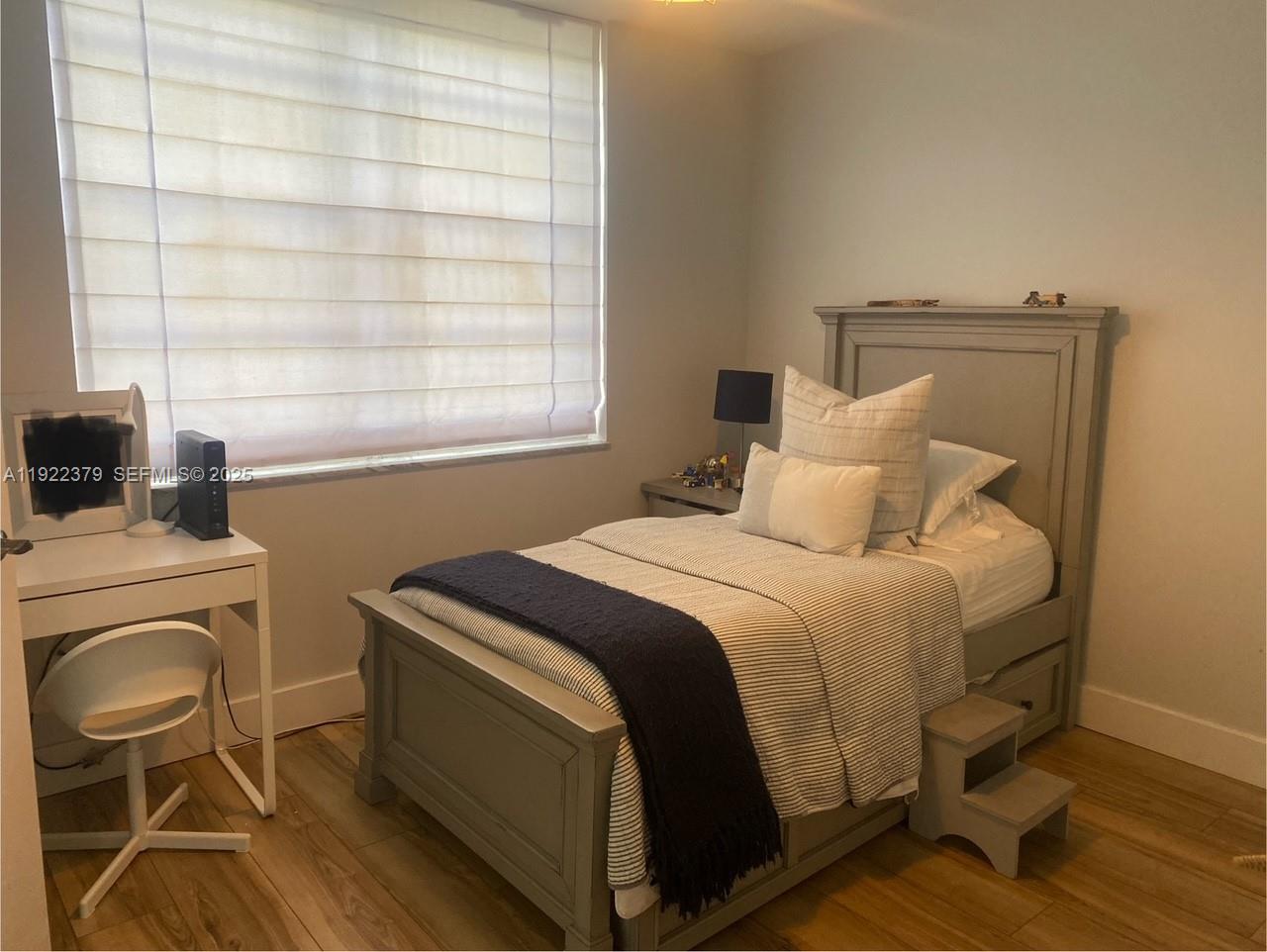 POINCIANA 2 OF PINE ISLAN - Residential