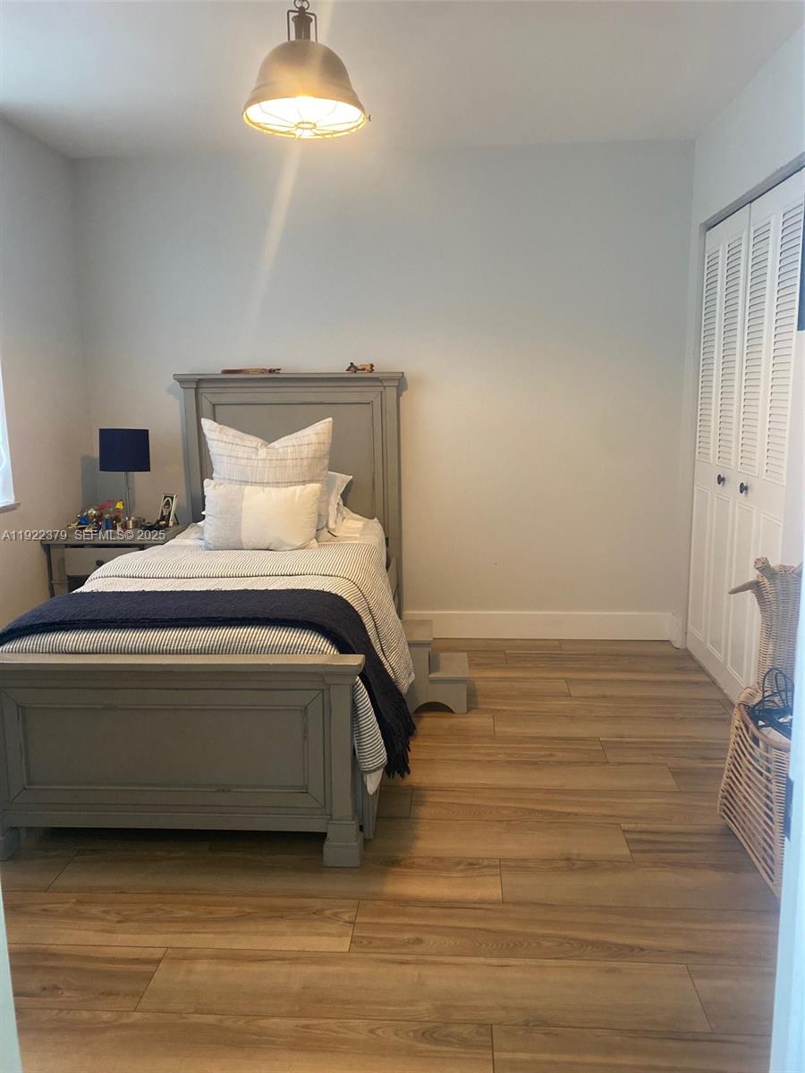 POINCIANA 2 OF PINE ISLAN - Residential