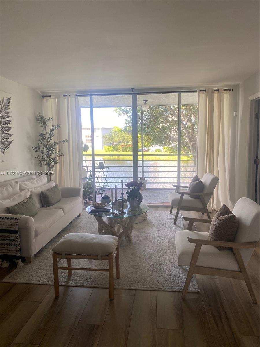 POINCIANA 2 OF PINE ISLAN - Residential