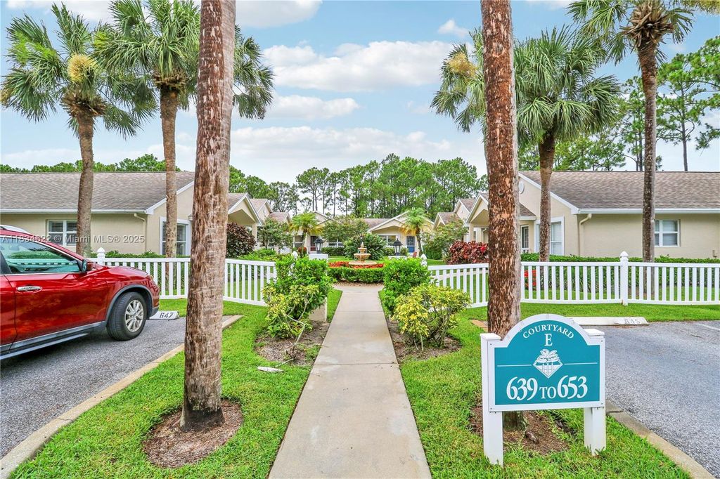 Photo of 653 NW San Remo Cir, Port St Lucie, FL 34986 (MLS # A11834622)