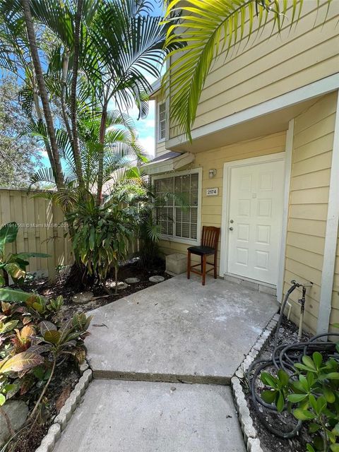 2174 Champions Way 0 North Lauderdale FL 33068