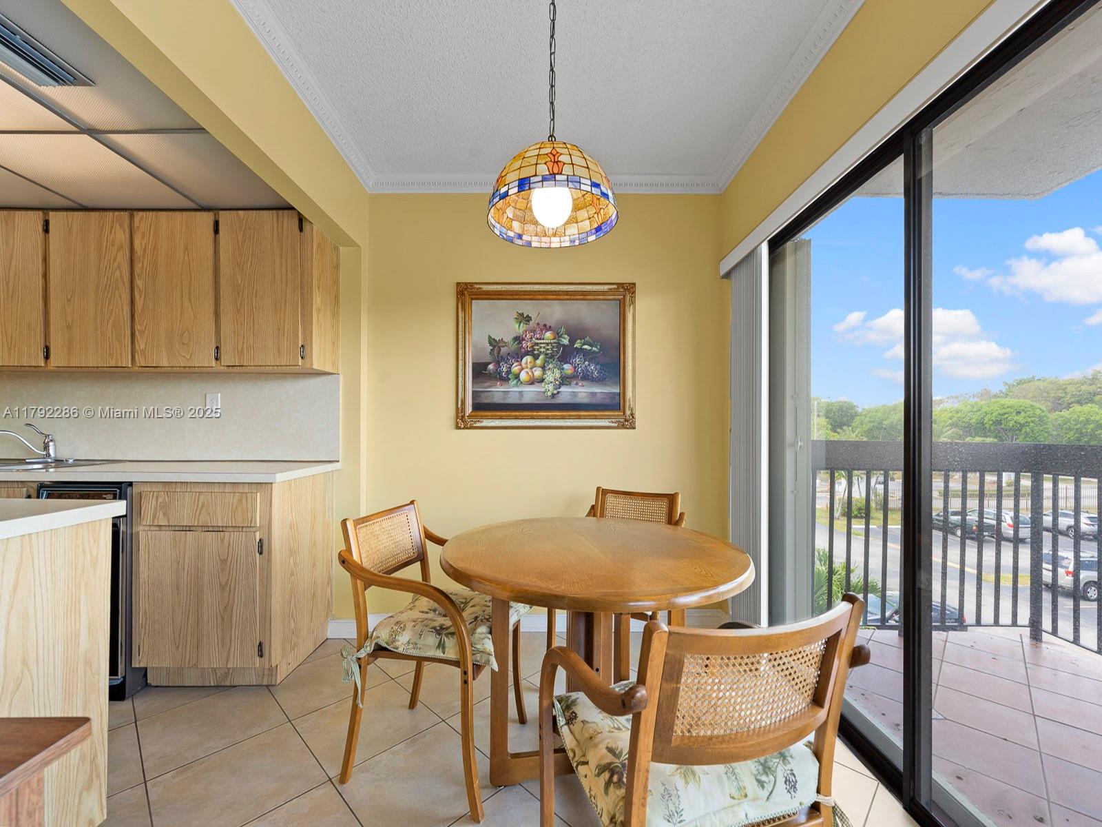 PENINSULA AT INTL GARDENS - Residential