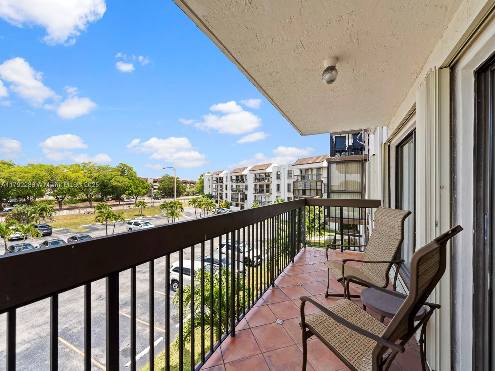 PENINSULA AT INTL GARDENS - Residential