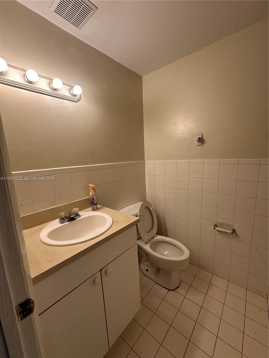 DIXIE HEIGHTS GARDEN - Residential