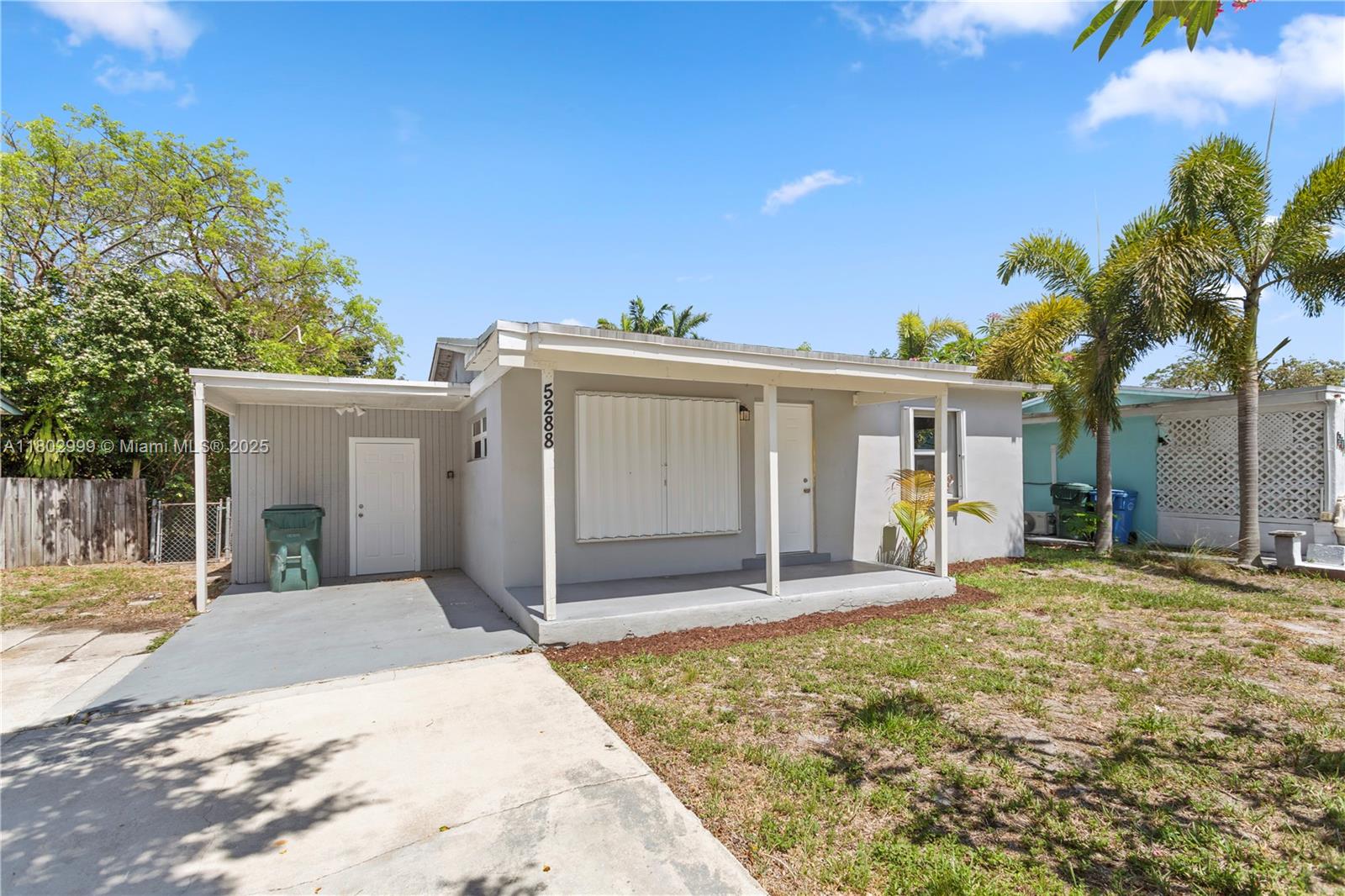 Property for Sale at 5288 N Andrews Ave, Oakland Park, Miami-Dade County, Florida - Bedrooms: 2 
Bathrooms: 1  - $389,900