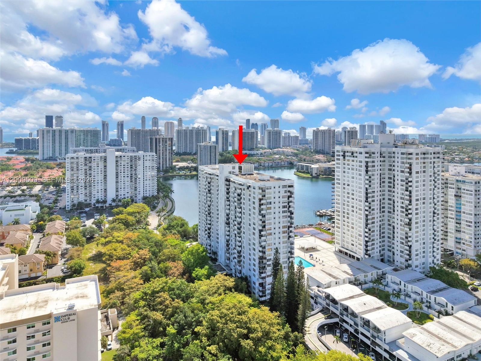 COMMODORE PLAZA CONDO - Residential