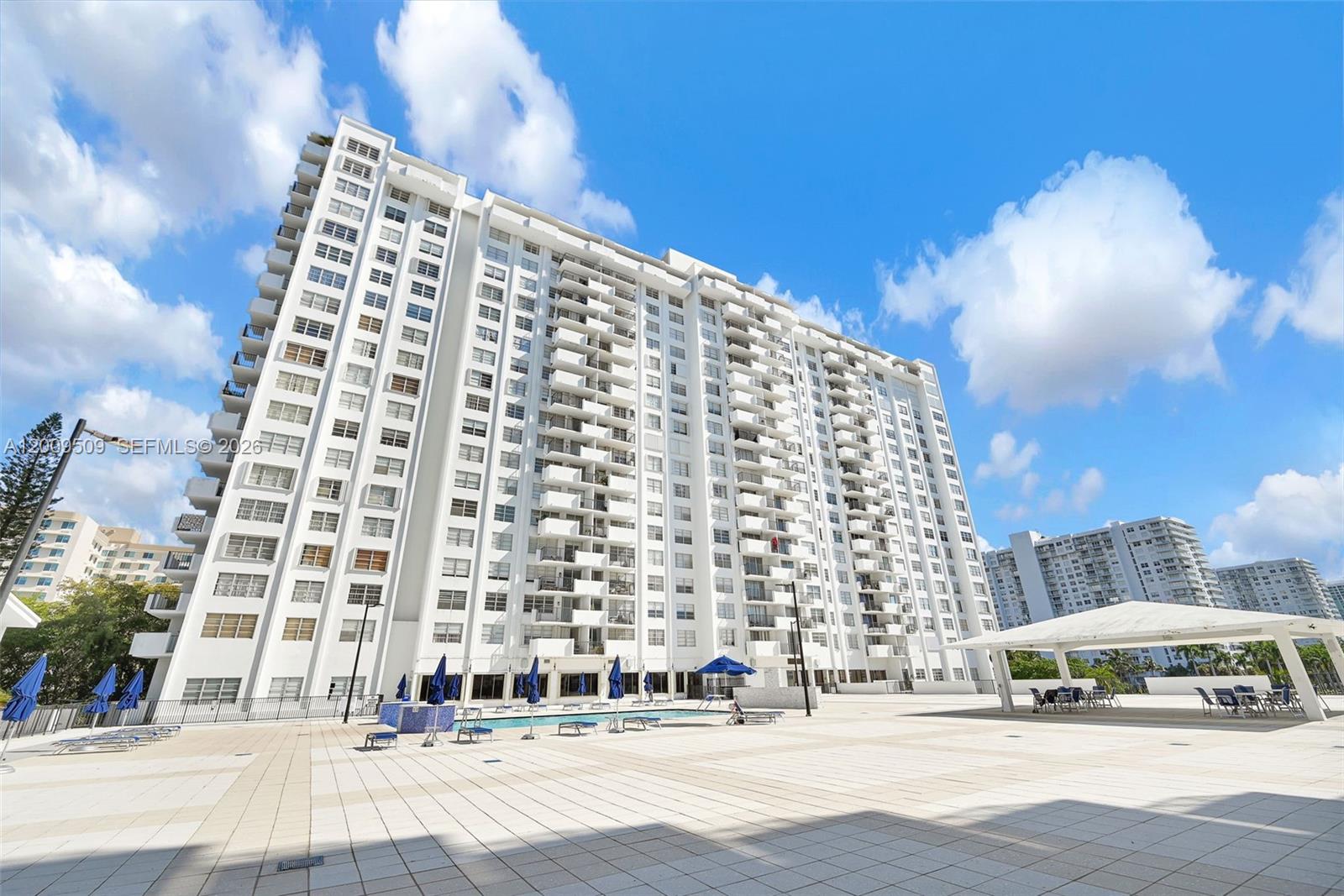 COMMODORE PLAZA CONDO - Residential