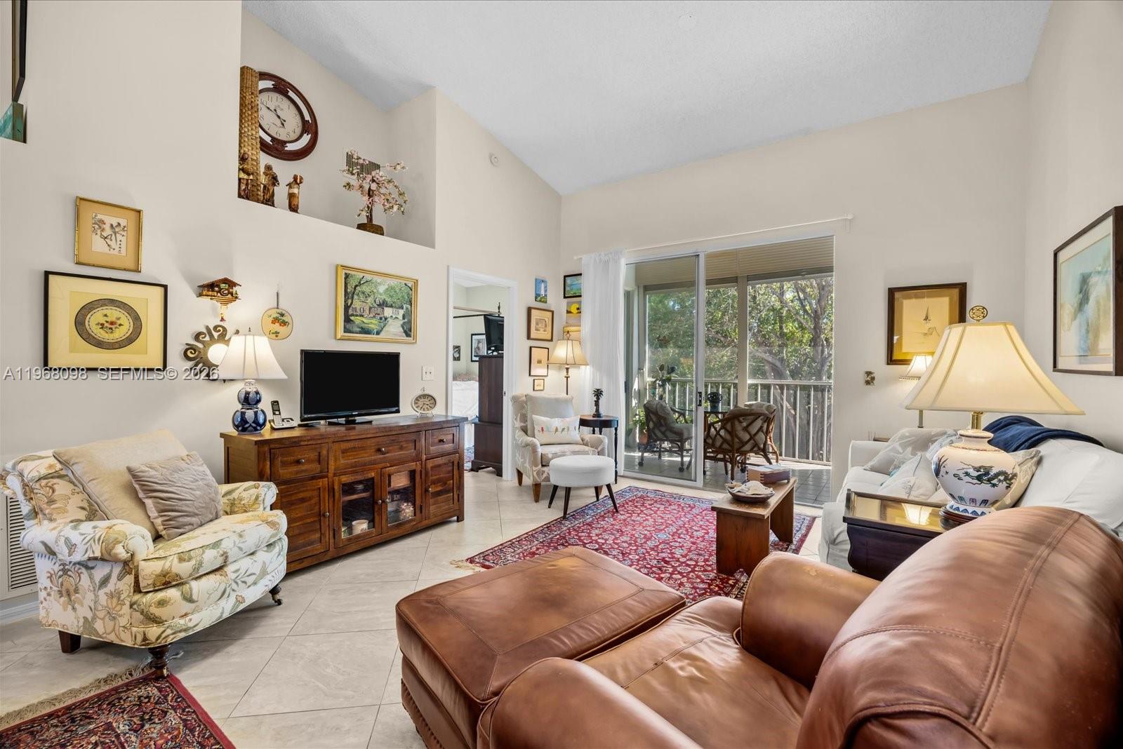 LITTLE CLUB CONDOMINIUMS - Residential