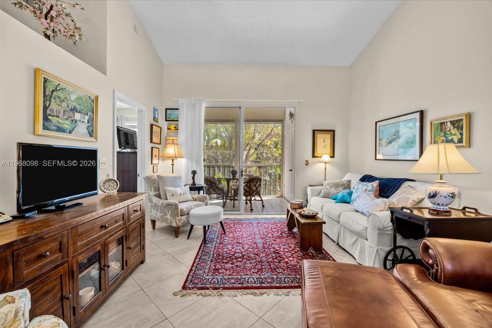 LITTLE CLUB CONDOMINIUMS - Residential