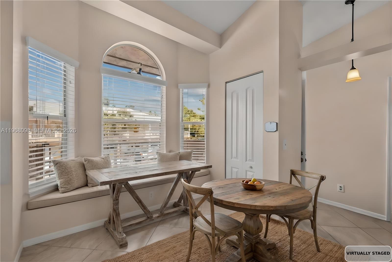 LITTLE CLUB CONDOMINIUMS - Residential