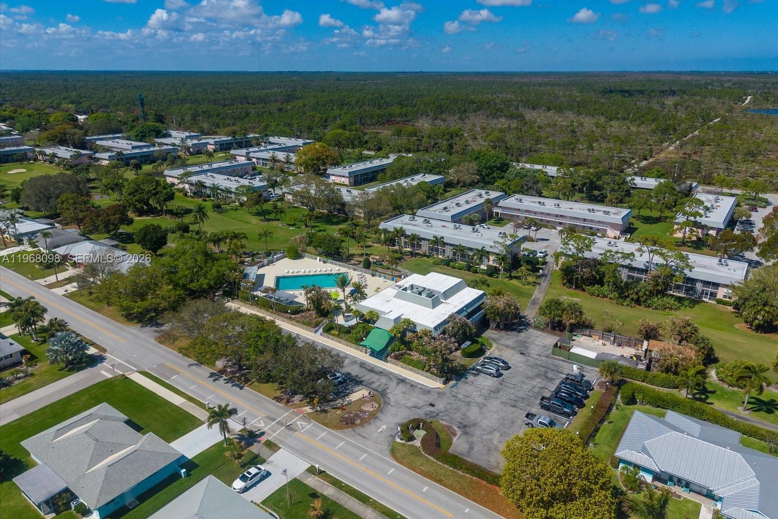 LITTLE CLUB CONDOMINIUMS - Residential